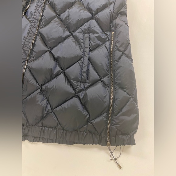 Max Mara Goose down navy blue vest size 12 - Picture 7 of 14